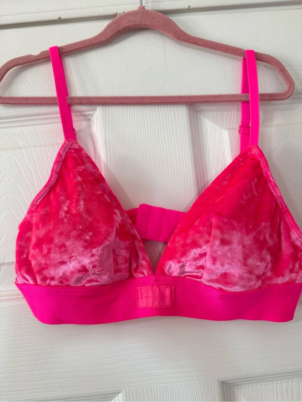 Victoria’s Secret PINK hot pink velvet bra, size Small
